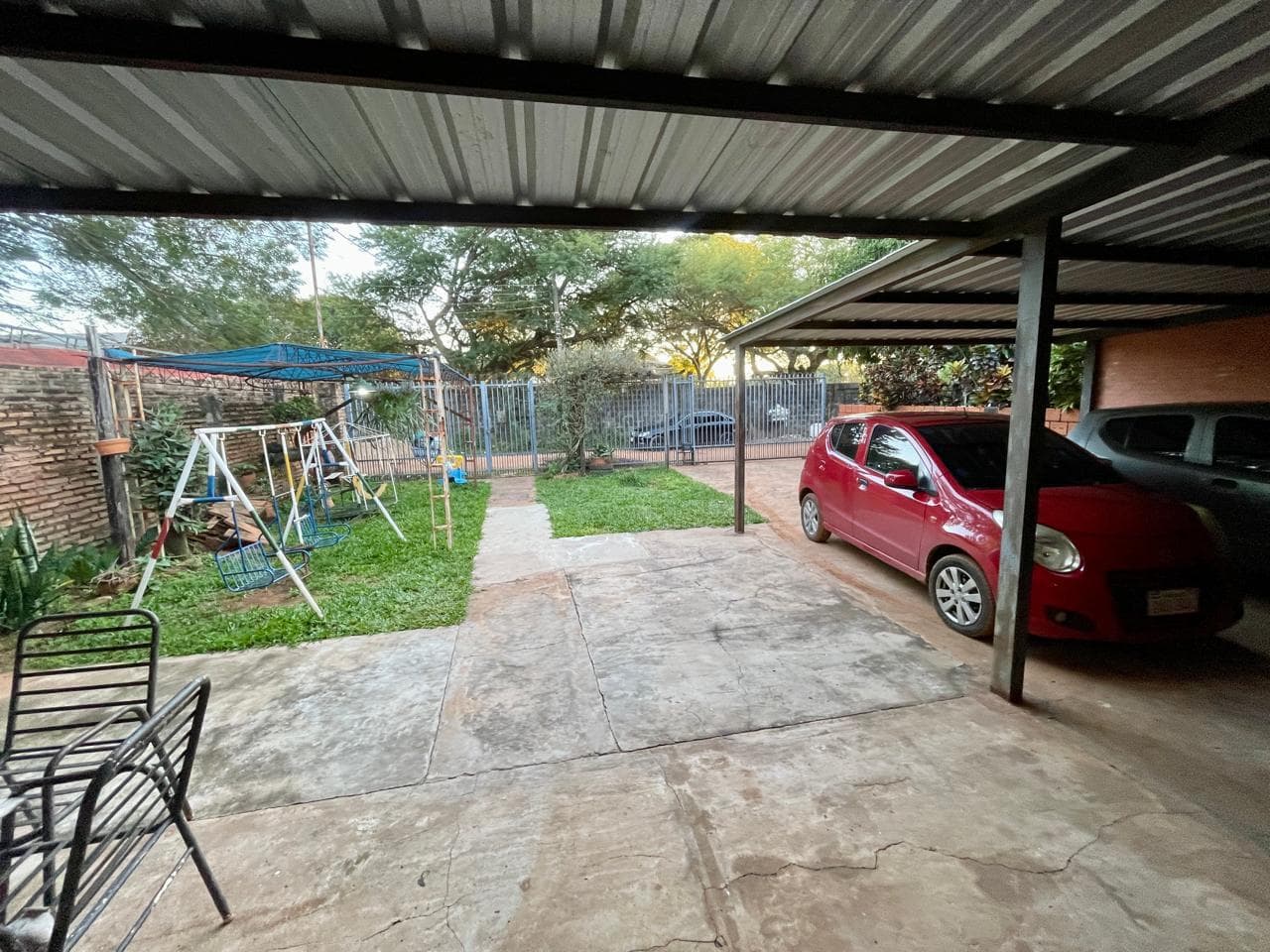 ¡Oportunidad única en Mariano Roque Alonso! Casa lista para vivir, foto 4