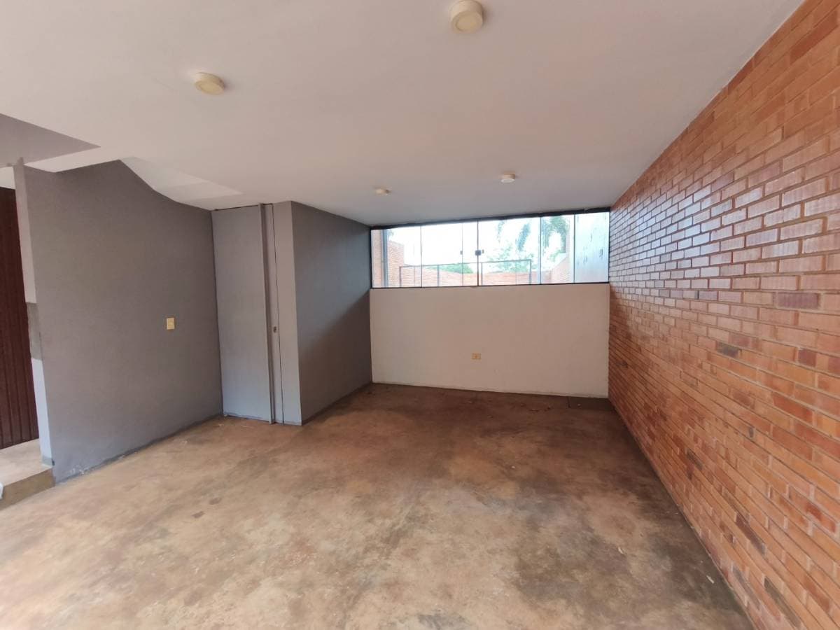 Amplio y Moderno Duplex en Laurelty Luque, foto 4