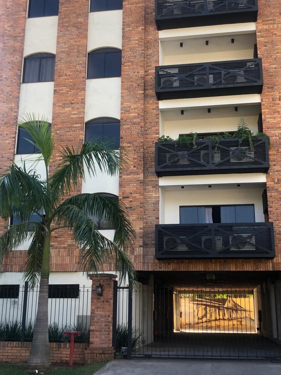 Departamento en ycua sati. Edificio murano, foto 1