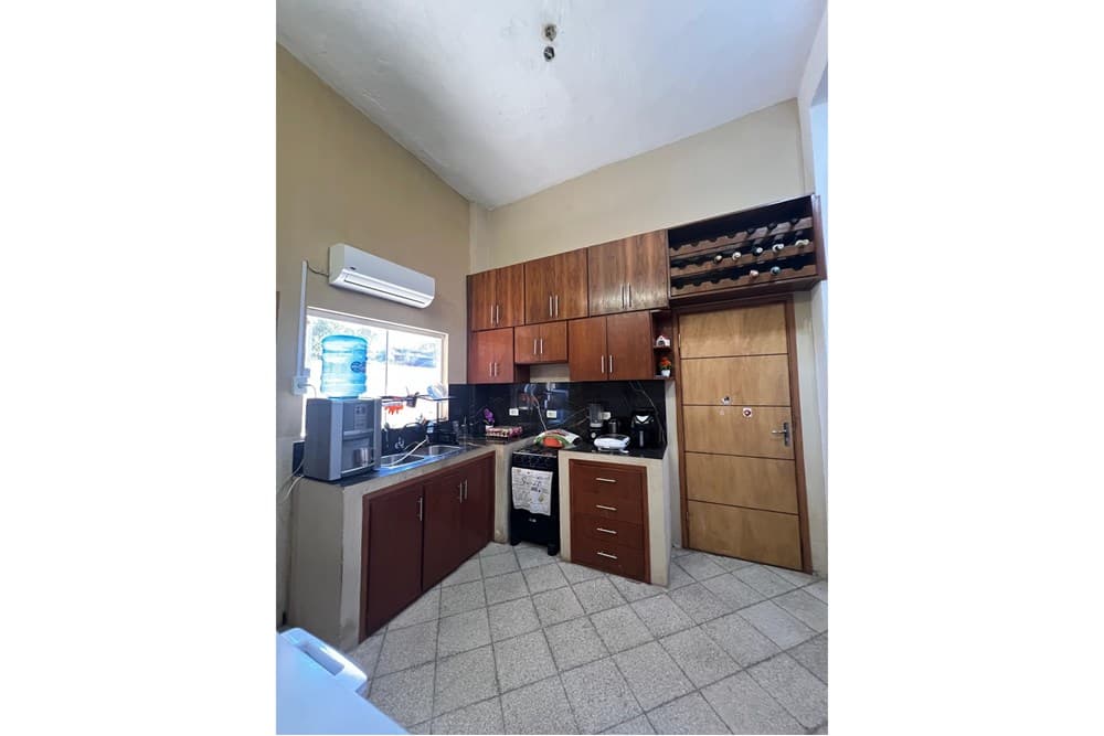 Casa-Venta-Hector Velazquez, Hipódromo, Asunción, foto 3