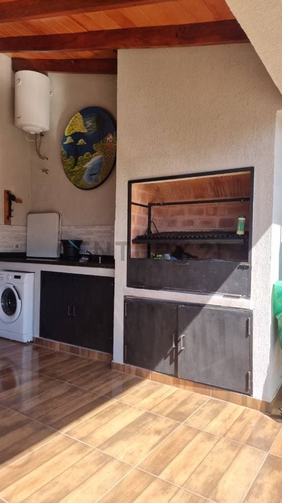 Residencia en el centro de Aregua, foto 2