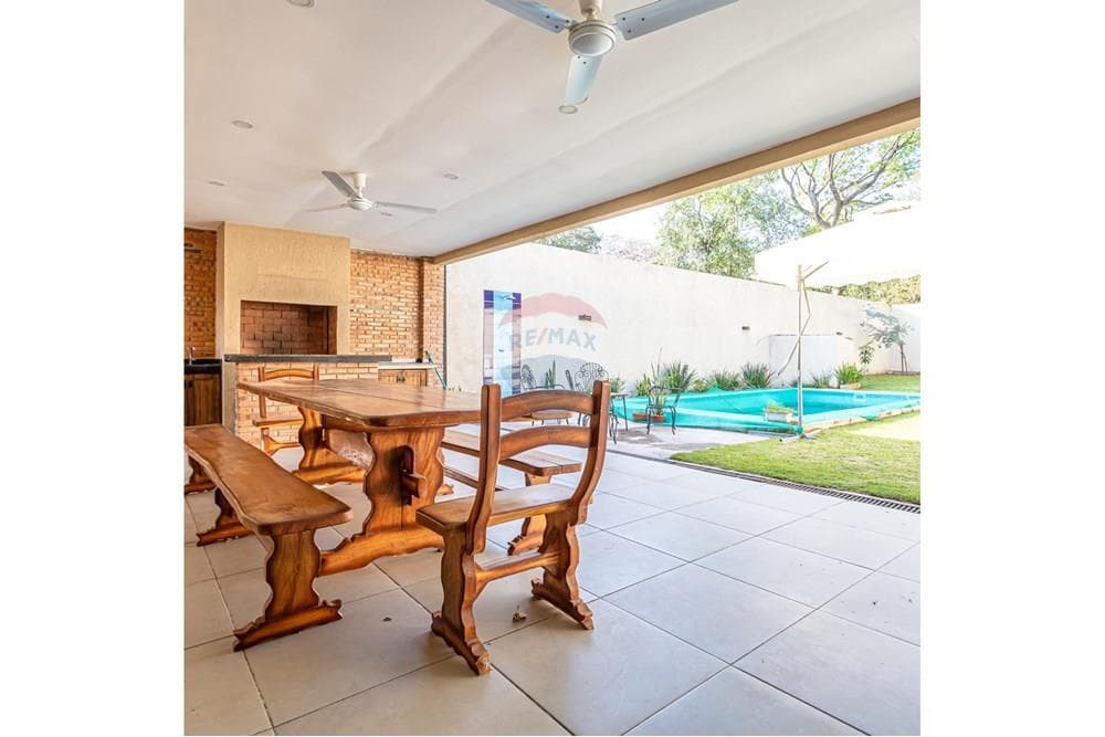 Residencia - Venta - San Bernardino, Paraguay