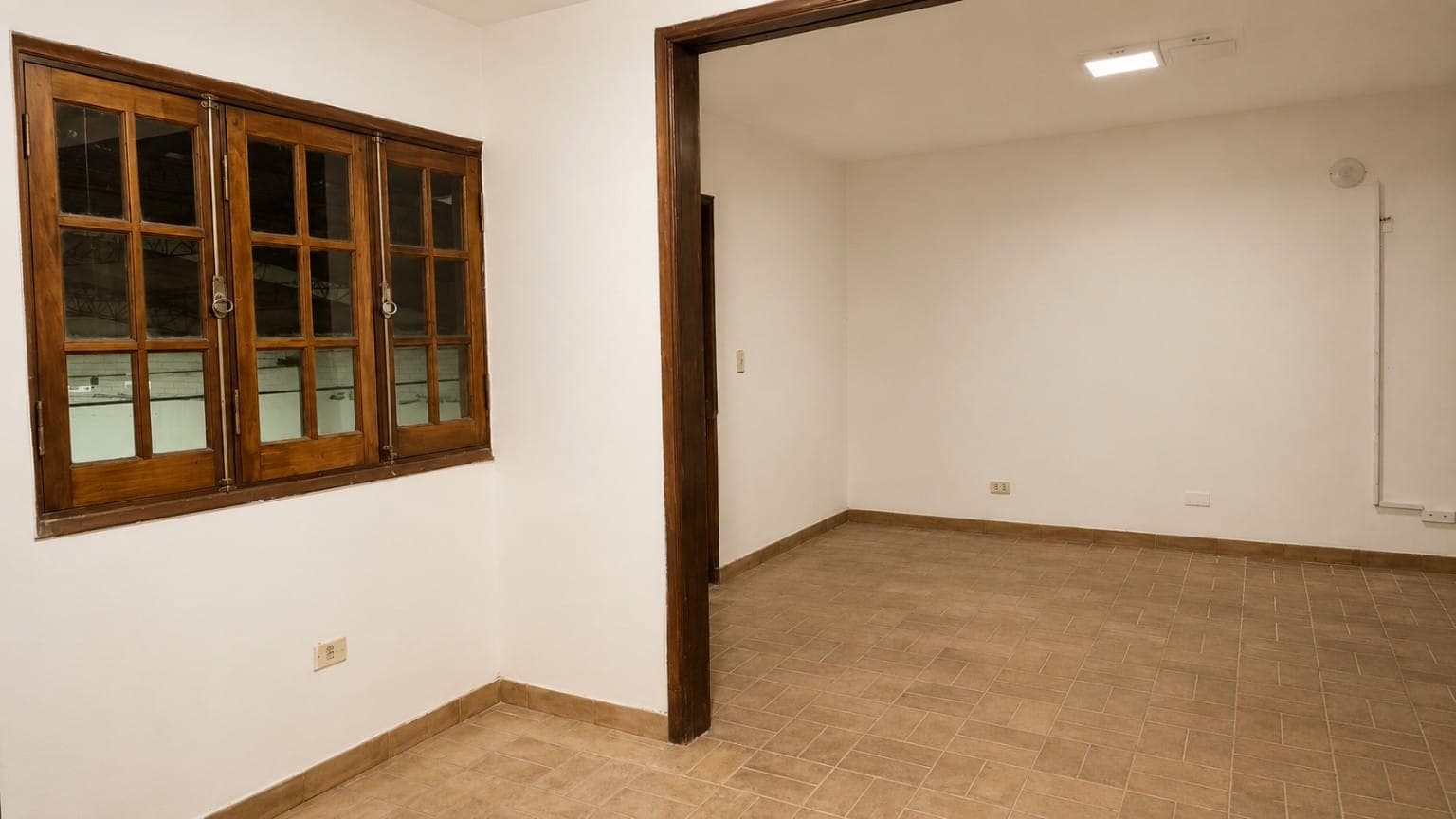 Deposito en alquiler en barrio Jara, foto 5