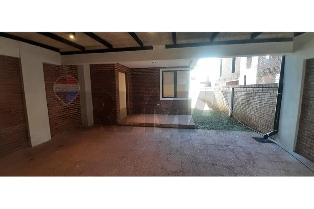 Duplex - Alquiler - Encarnación, Paraguay 1,200 $ Mensual