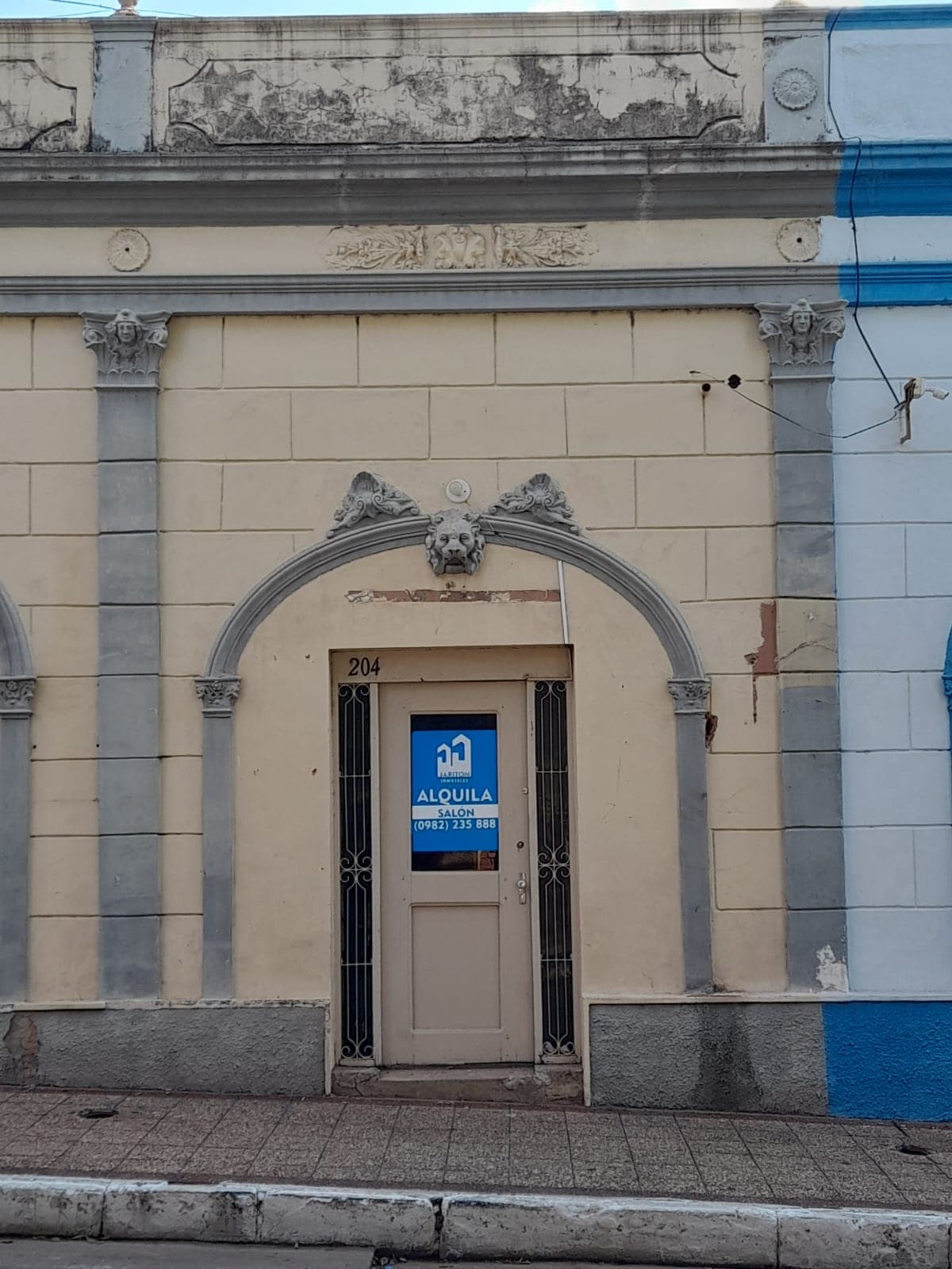 Alquiler de Salon comercial en el Centro - Herrera y yegros