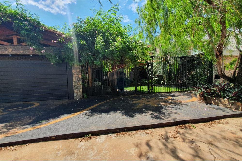 Residencia con piscina en San Lorenzo, foto 3