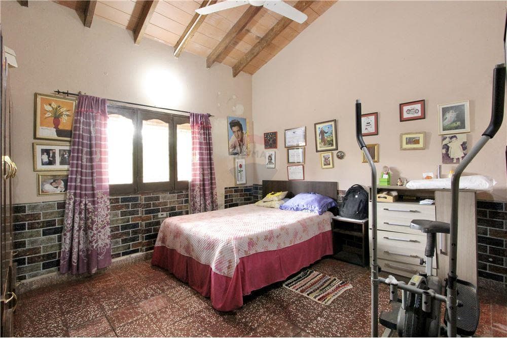Casa en venta laurelty - Luque, foto 5