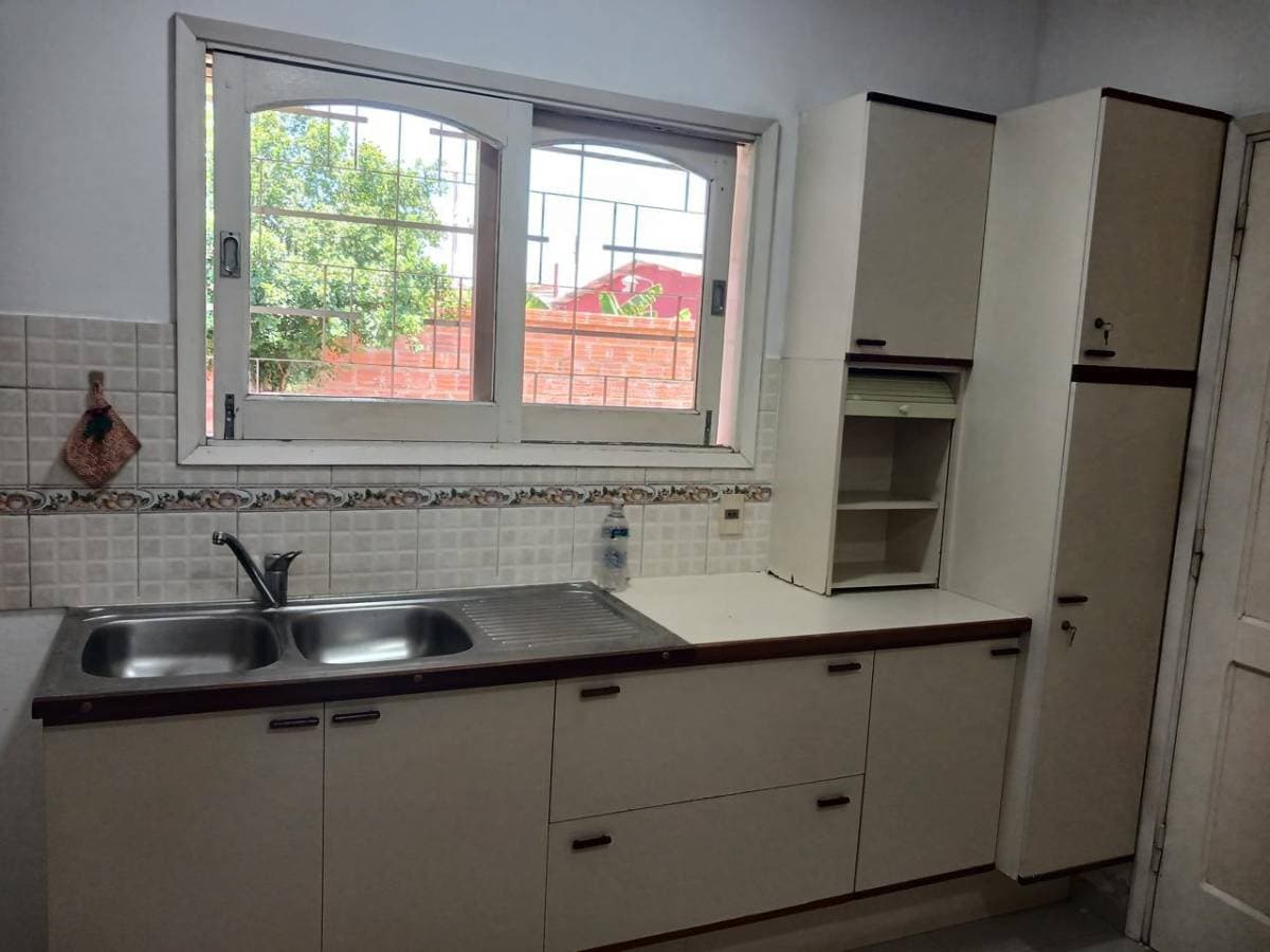 casa en zona Las Lomas Padel. Sobre Rio Ypane casi Genaro Romero, foto 2