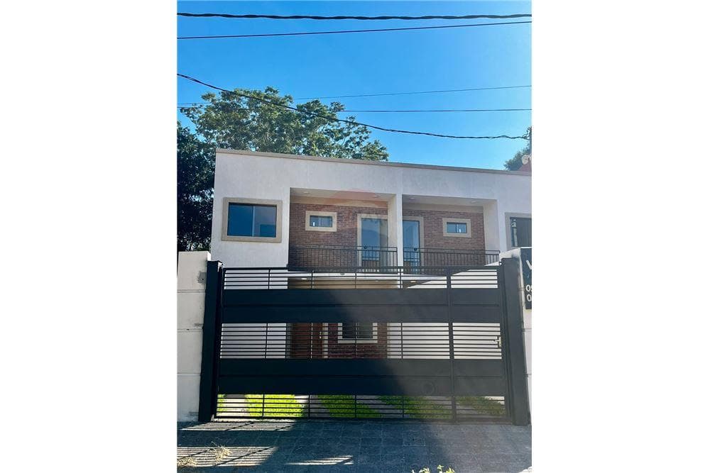 Hermoso duplex a estrenar en lambare en zona sek