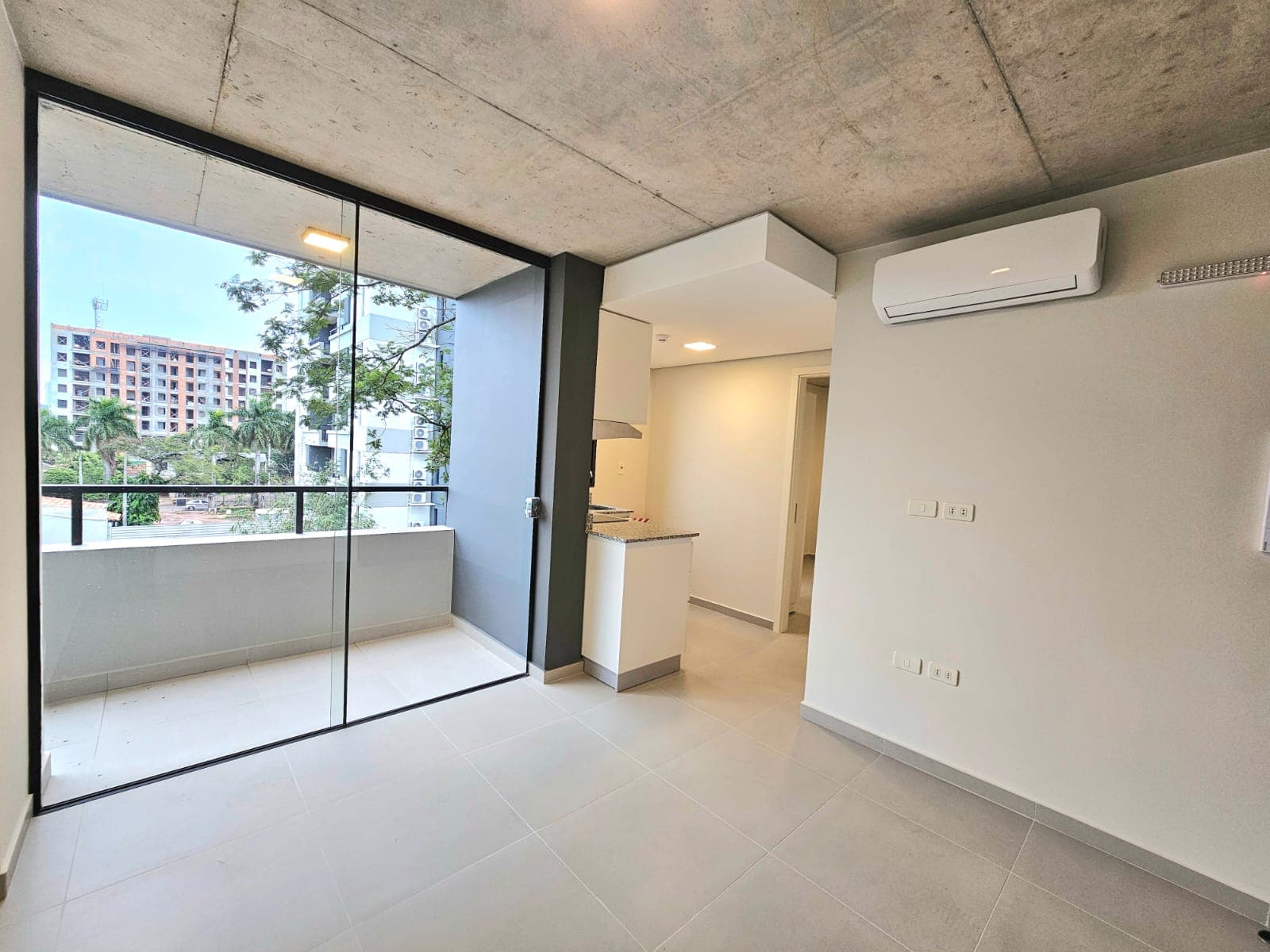 Alquiler en insignia 6 - depto. 1 habitacion a estrenar