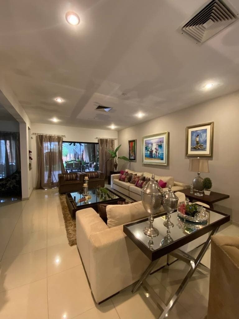 Residencia en venta en el barrio mburucuya, foto 5