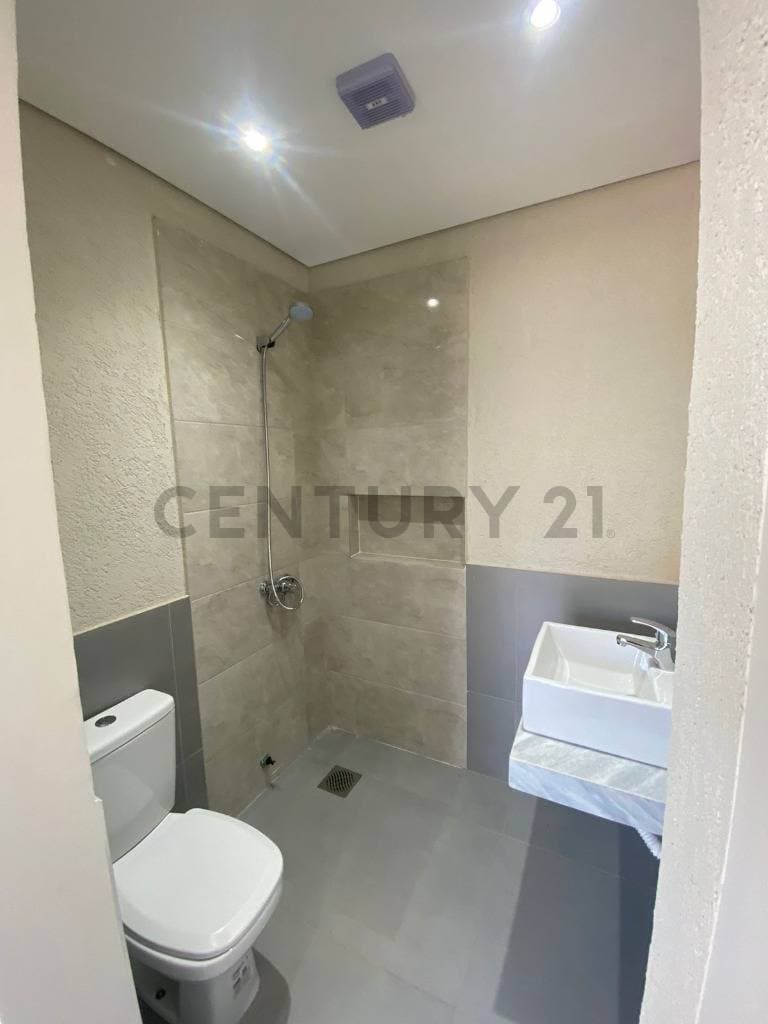 de Departamento de tres habitaciones en Edificio Bahamas, foto 5