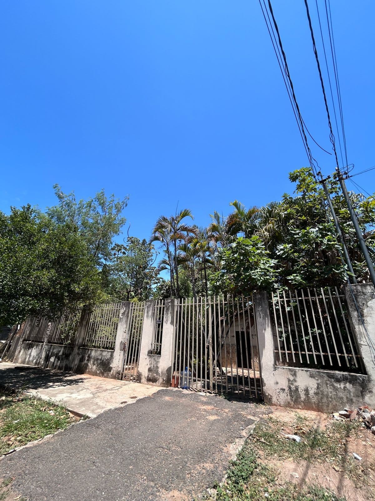 Terreno en barrio salvador del mundo, foto 1