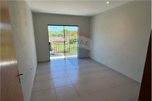 Duplex-Venta-PY Central Villa Elisa, foto 3