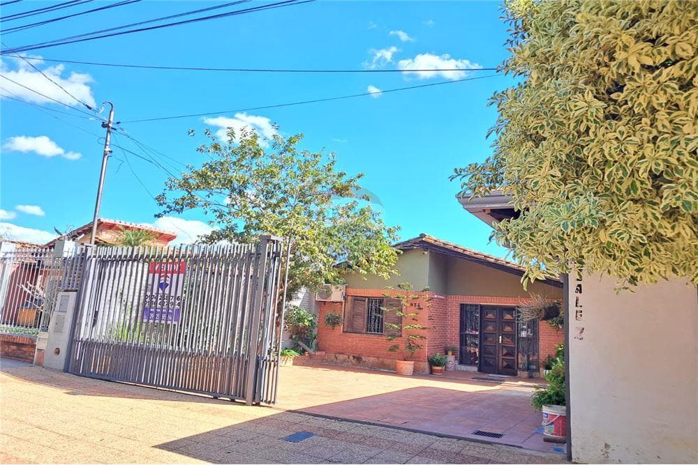 Vendo hermosa casa en lambare en santa rosa i