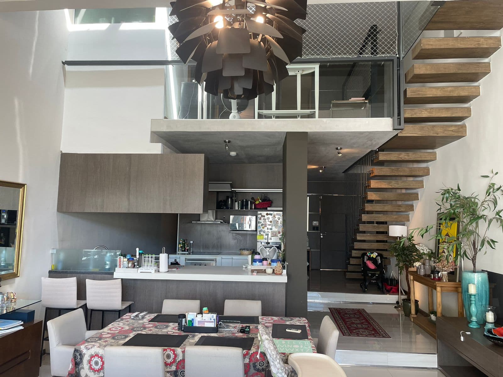 Casa pareada en alquiler - estilo minimalista