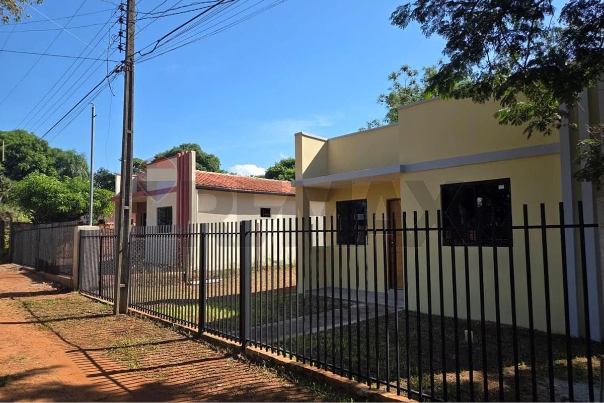 Casa - Venta - Capiata, Central, Paraguay — foto 2