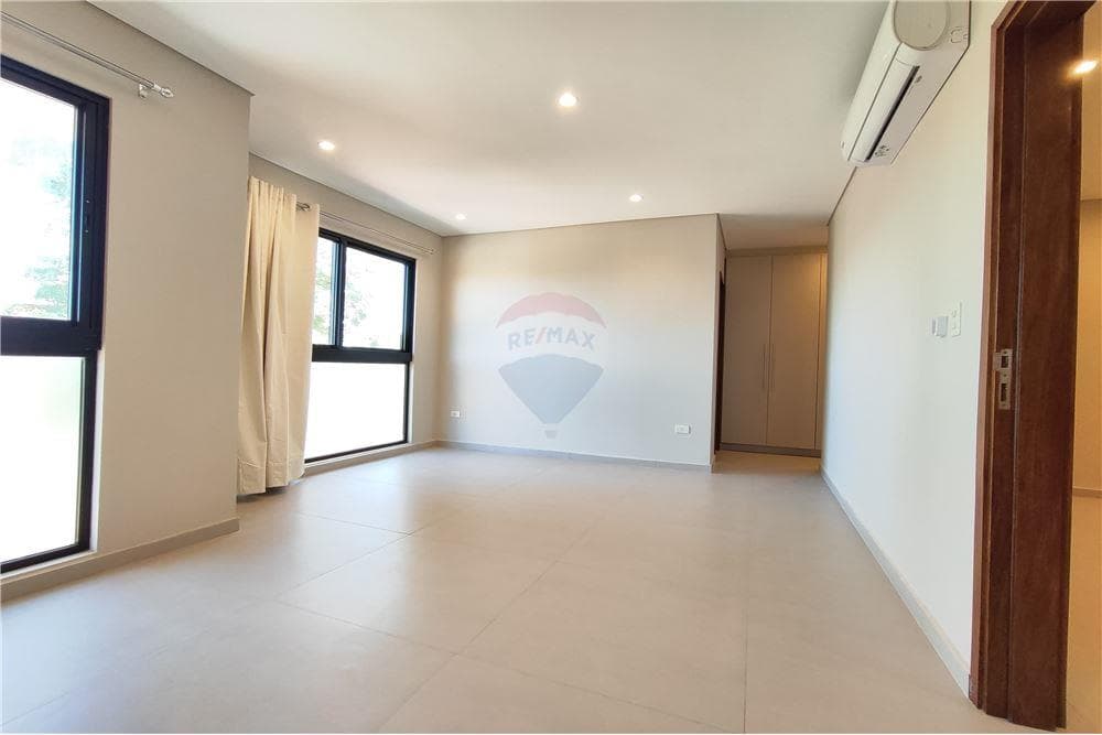 Duplex Premium Con 3 Habitaciones En Suite - Asunción - San Cristobal, foto 2