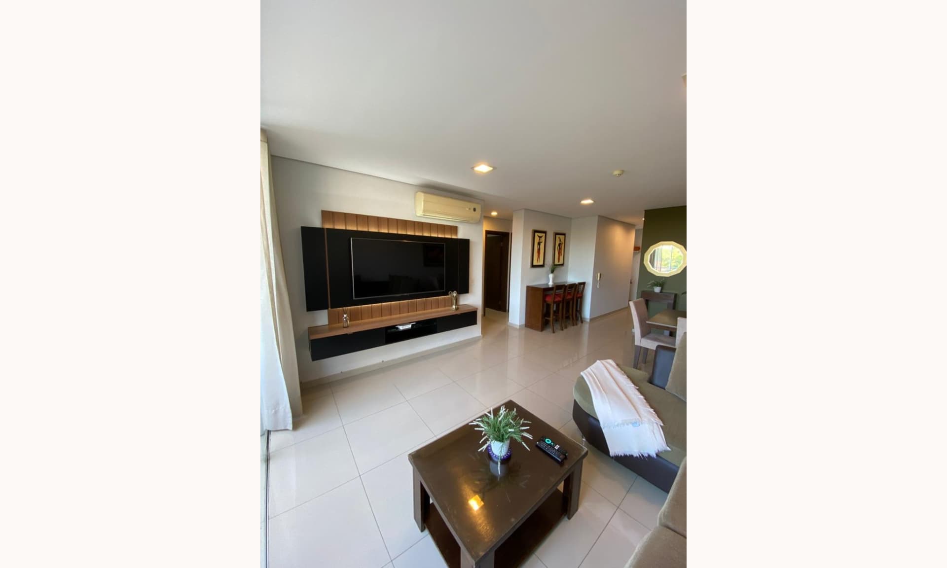 En venta departamento zona Shopping Mariscal, foto 4