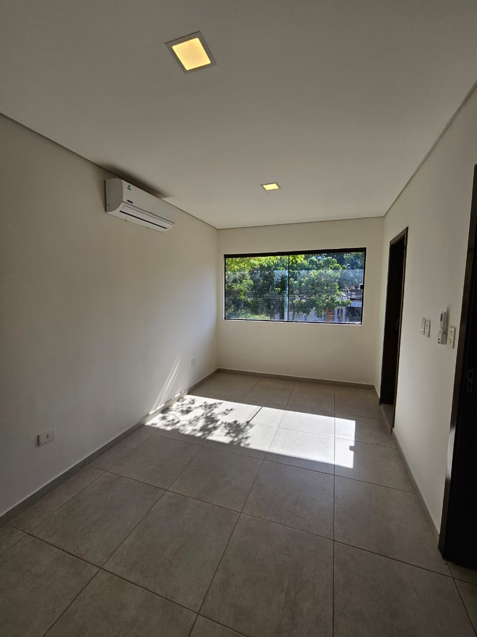 hermoso Dúplex en Luque - Loma Merlo, foto 4