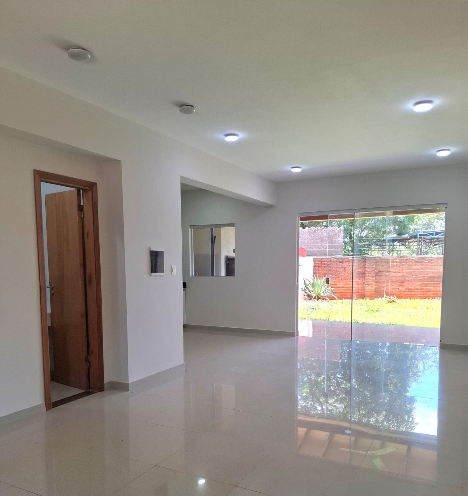 – dúplex en barrio cerrado- San Lorenzo zona laguna grande — foto 3