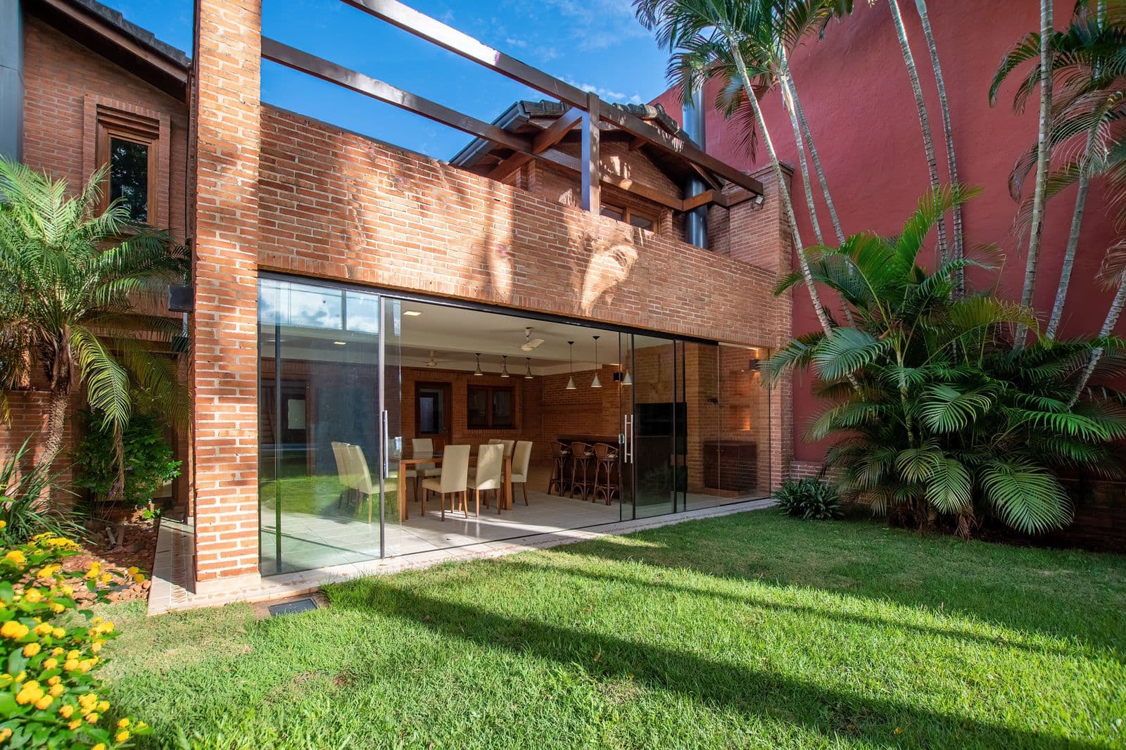 Barrio Cerrado Las Piedras Luque En Venta Hermosa Residencia — foto 2
