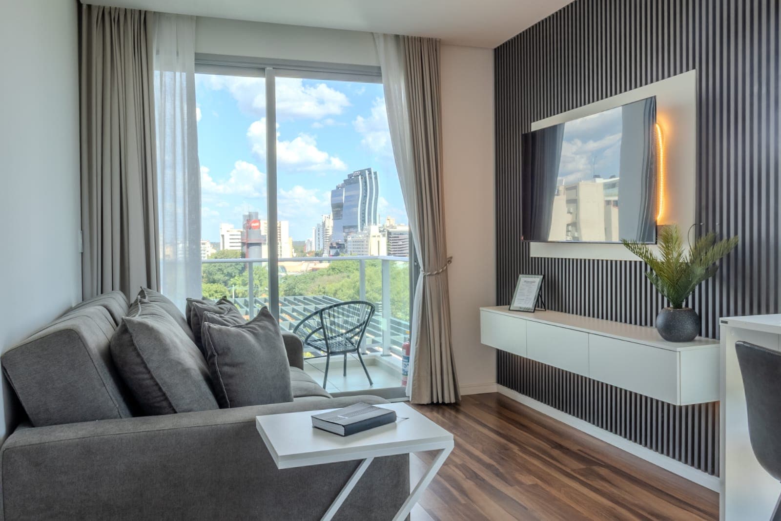 En venta depto 1 dormitorio c/ cochera Home Palace Tower — foto 5