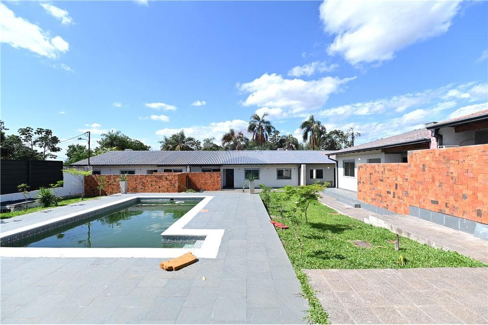 Exclusivo condominio a estrenar en el barrio campo grande de la ciudad de Luque, foto 2
