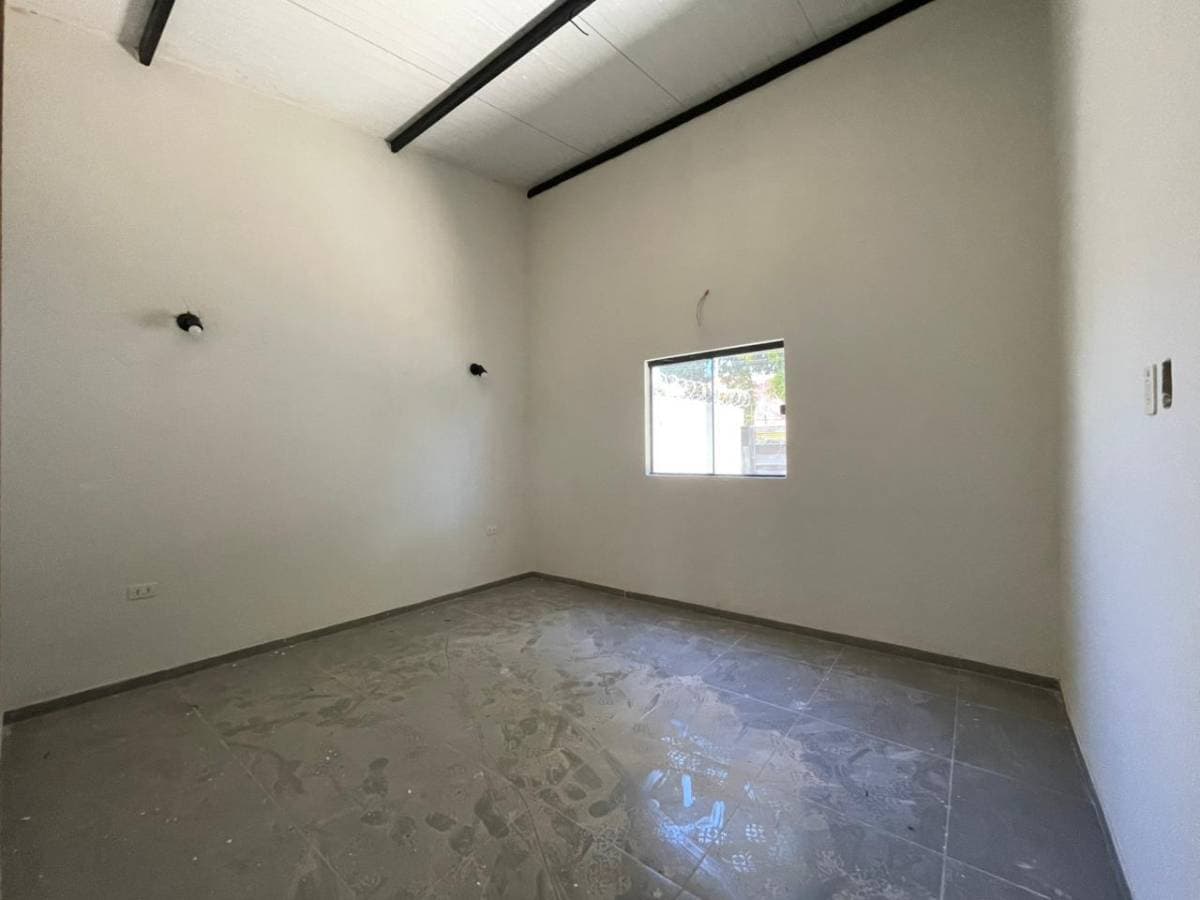 Chalet de 2 dormts a estrenar en lambare, puerto pabla, foto 5