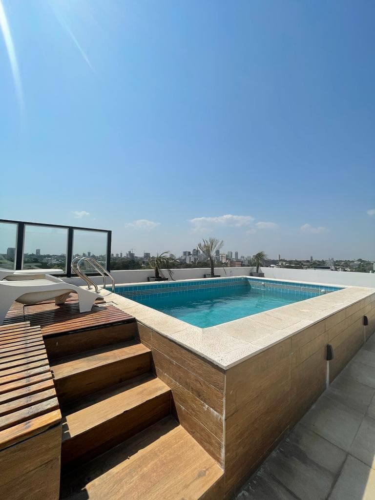 Villamorra, en alquiler departamento amoblado de 2 hab. En suite, con cochera — foto 5
