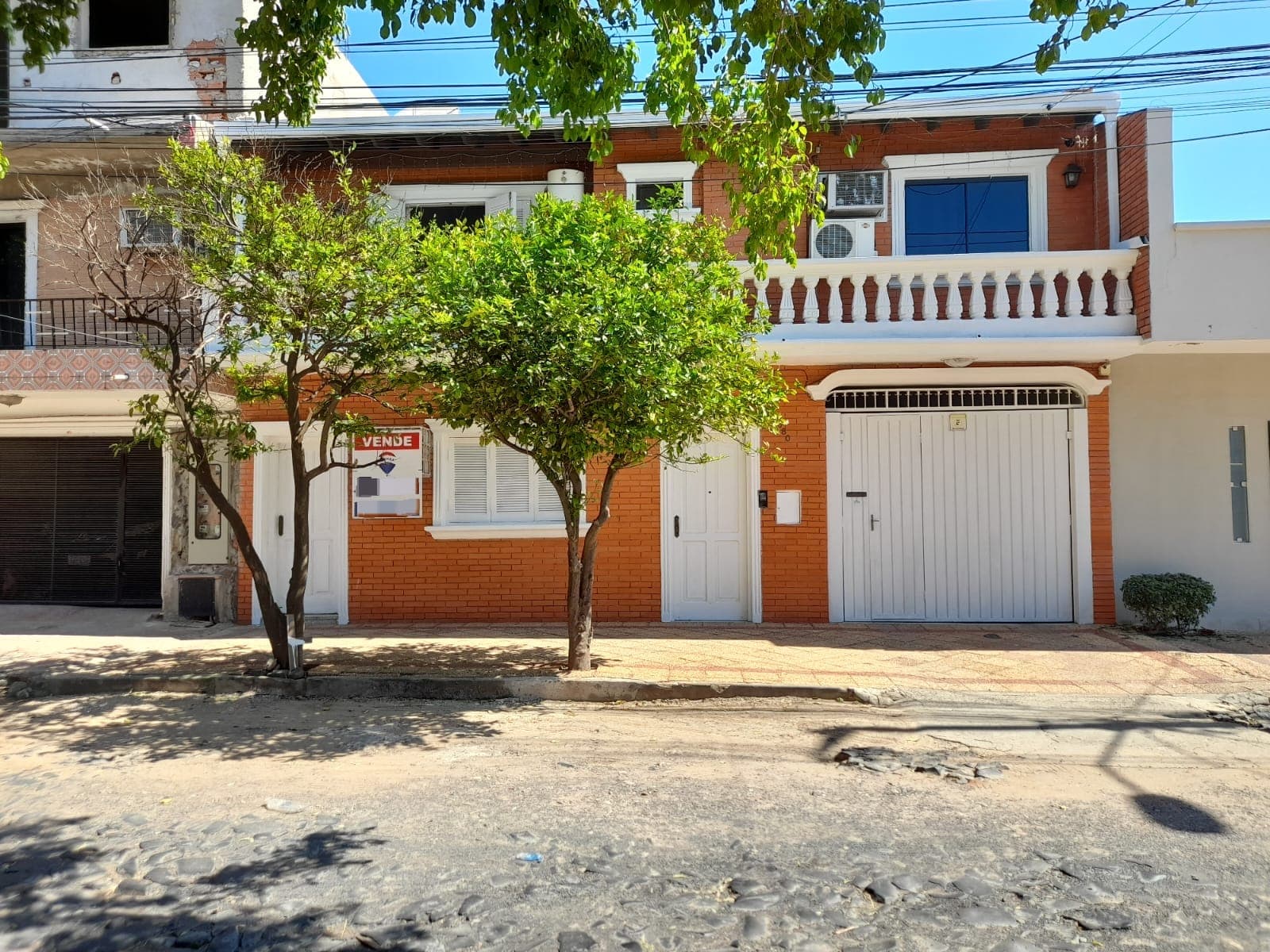 Casa Con Piscina. Bo. Bernardino Caballero, Asunción