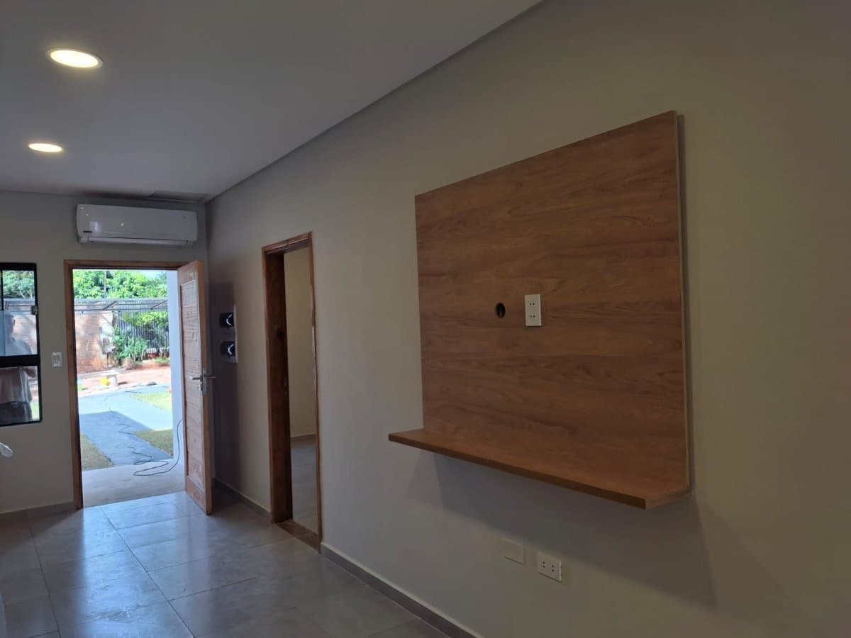 Casa a estrenar en barrio maramburé Luque, foto 4