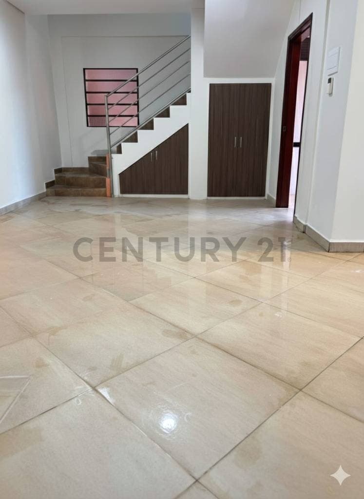 Hermosa residencia recién reformada en Luque – Mora Cue, foto 4