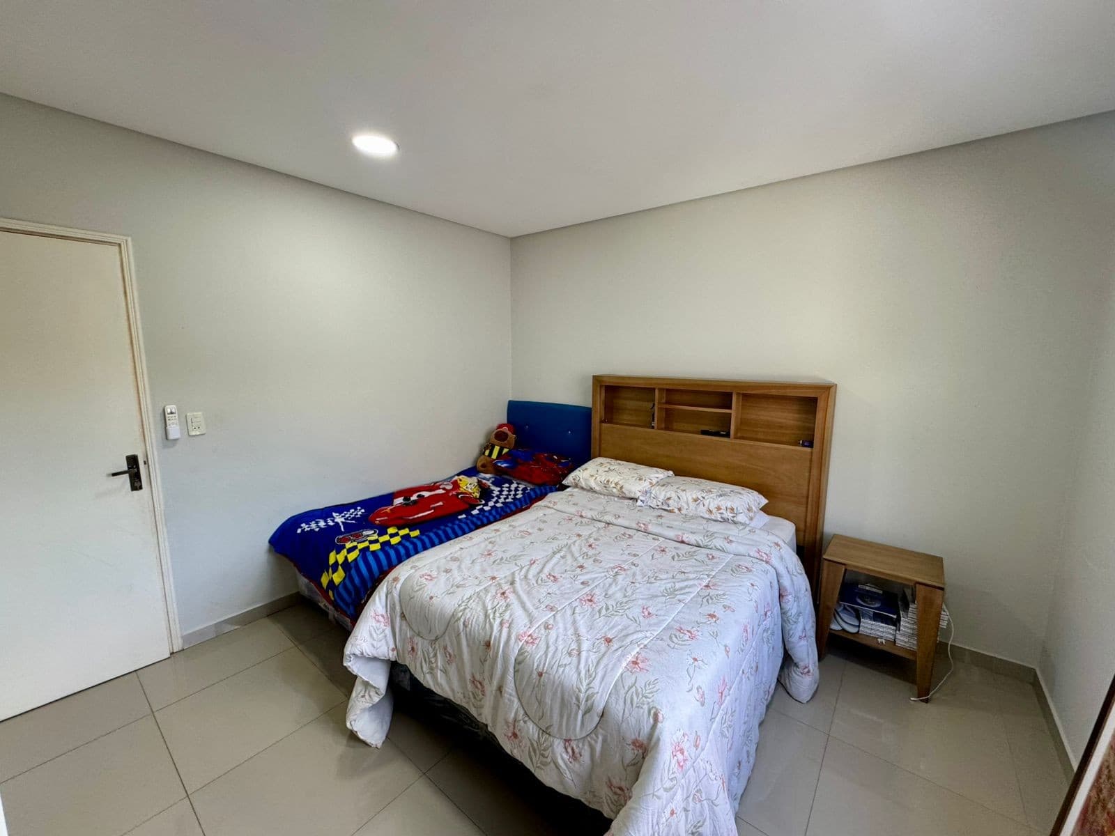Hermoso duplex zona del yacht y golf club-lambare — foto 5