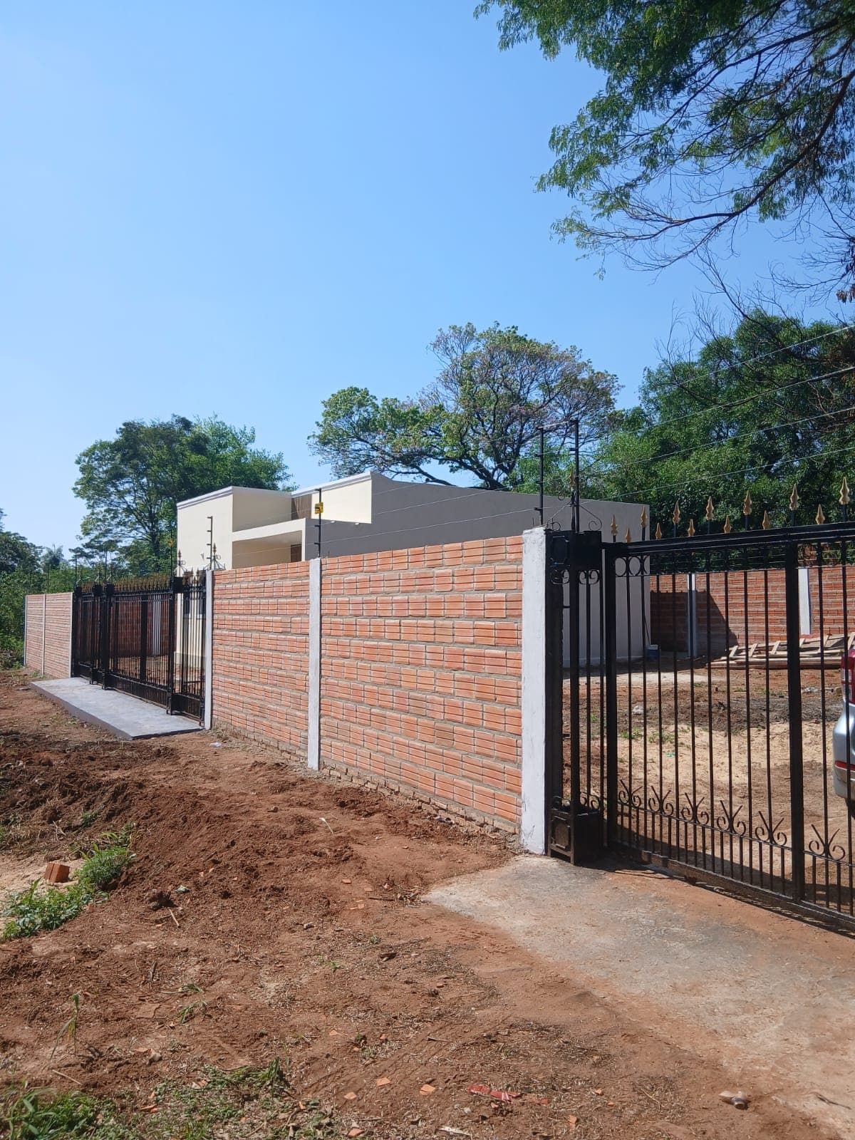 Casa en esquina en Ñemby | zona hipermercado luisito, foto 4
