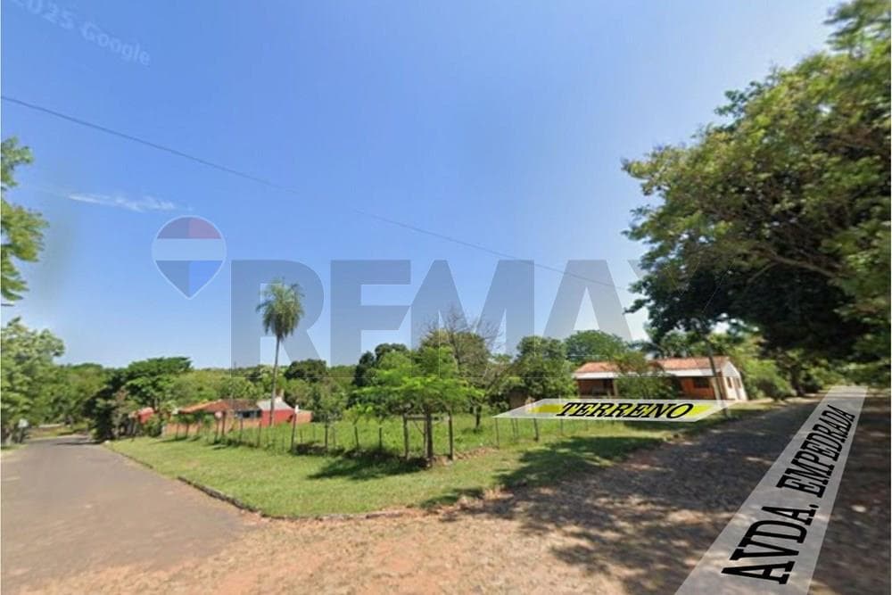 Terreno en el centro de nva. Colombia en venta