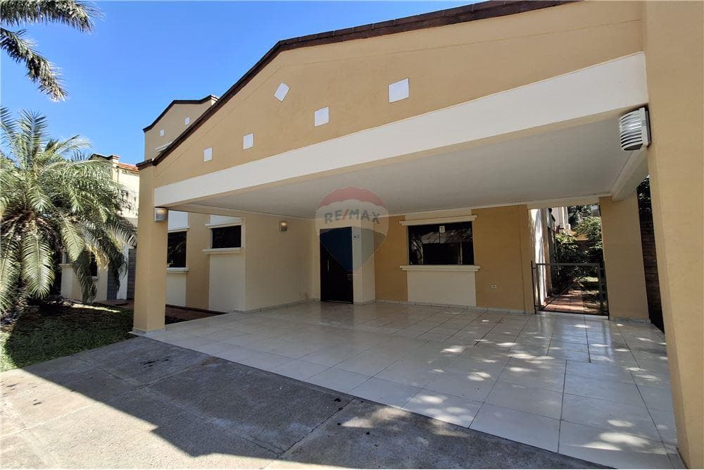Casa en condominio boulevard confederación, foto 2
