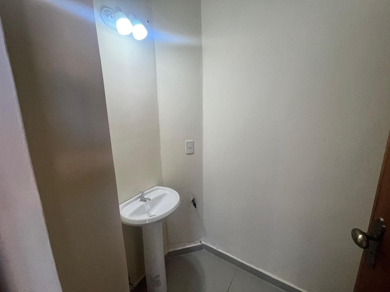 salon comercial en loma merlo, foto 4