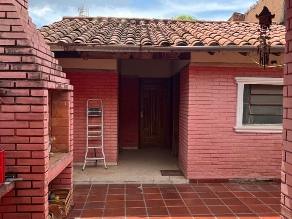 Casa con amplio patio sobre la avda. Rodríguez de francia, foto 4