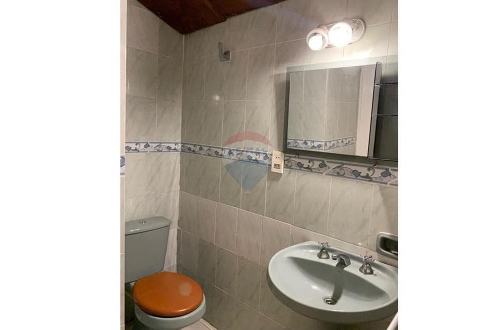 ¡inversion! 2.394 m² en barrio bella vista, foto 2