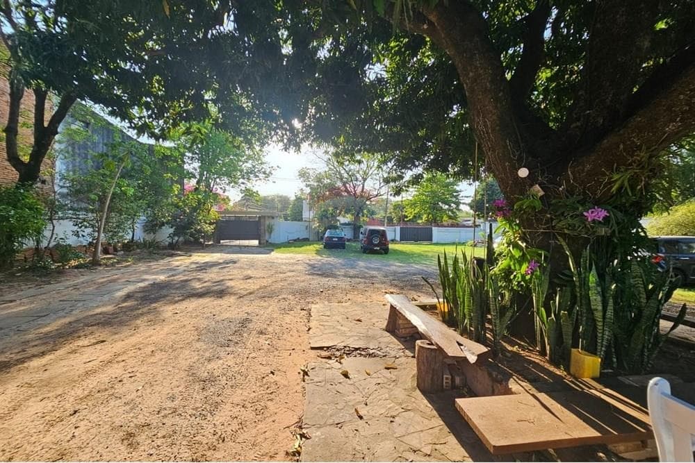 ¡inversion! 2.394 m² en barrio bella vista, foto 4