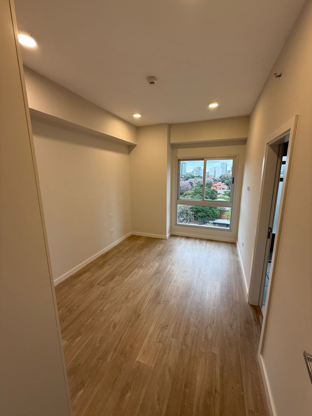 Edificio Forvm - Alquiler Departamento Amoblado de 2 Habitaciones — foto 2