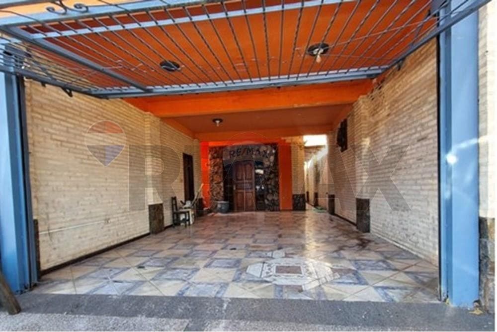 En venta casa con local comercial en San Lorenzo, foto 1
