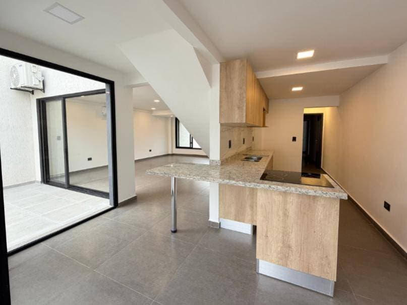 Dúplex minimalista en Laurelty Luque — foto 3