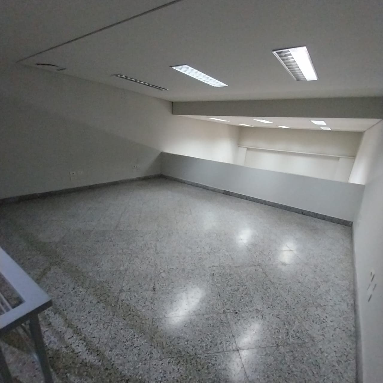 Tu Negocio en Asuncion, SALON en alquiler — foto 3