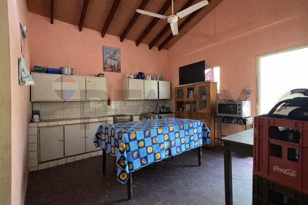 Casa con salon comercial - Fernando de la Mora, foto 5