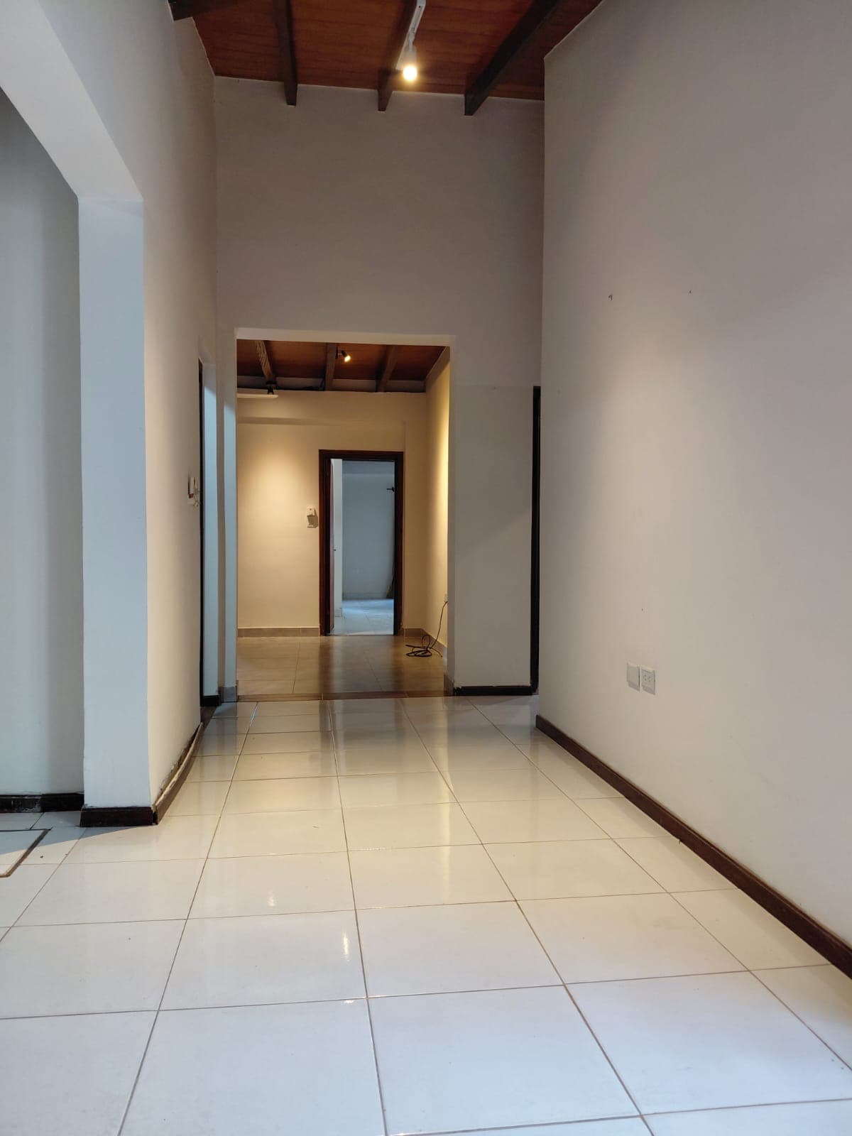 Oficina A Media Cuadra De La Av. Carlos Antonio Lopez, Asuncion — foto 3