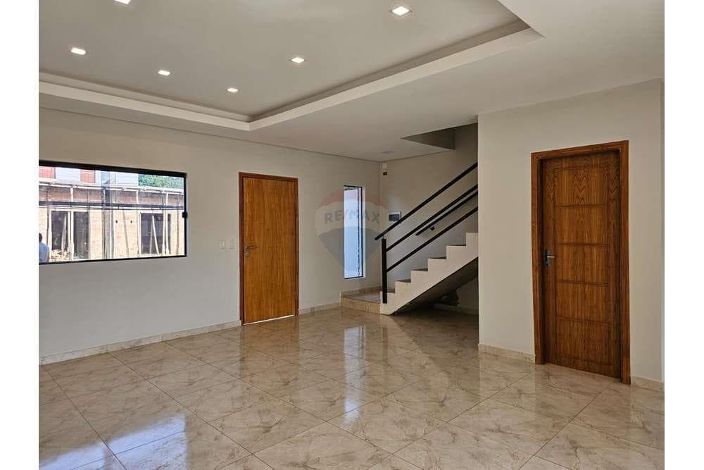 DUPLEX A ESTRENAR en Laurelty - San Lorenzo — foto 5
