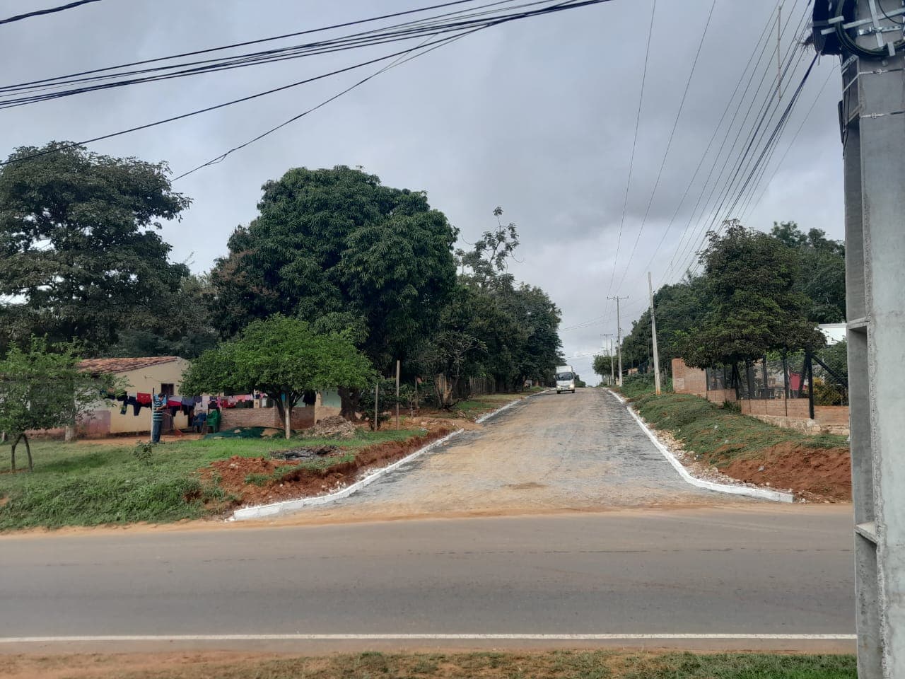 Terreno en esquina zona Luque sanber, foto 3