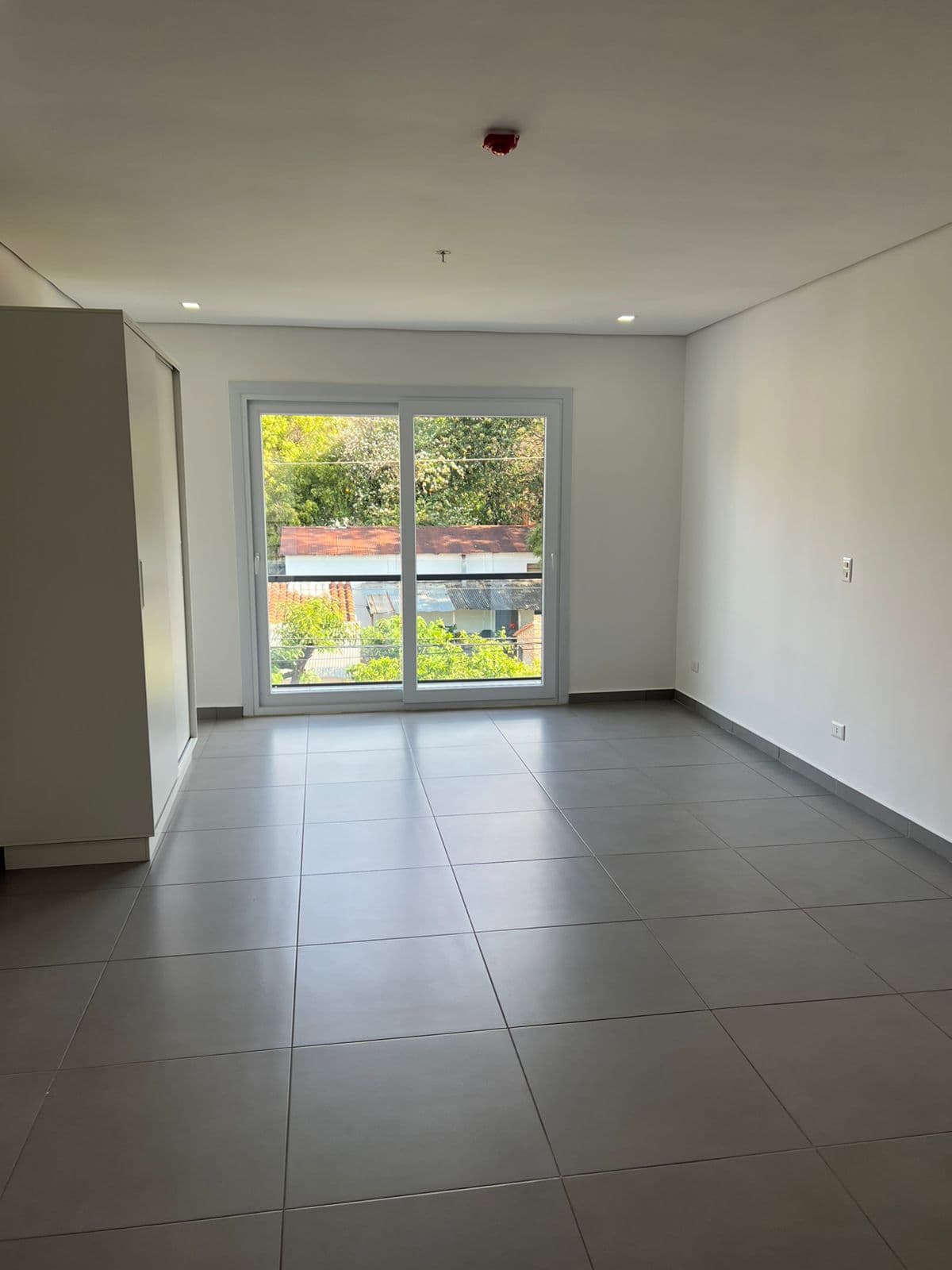 Departamento en Ykua Sati a minutos del Eje Corporativo, foto 4